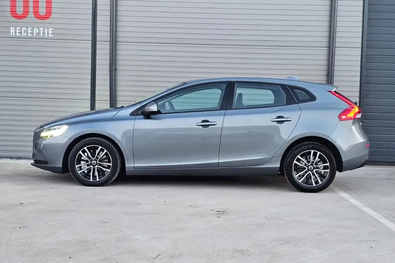 Volvo V40 din 2020 cu 163.500 km - oferta VOL147932 - foto 9