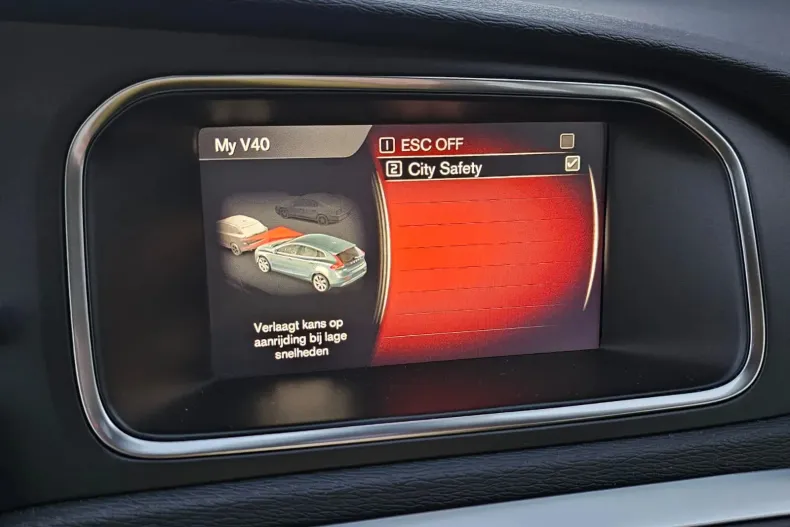 Volvo V40 din 2020 cu 163.500 km - oferta VOL147932 - foto 31