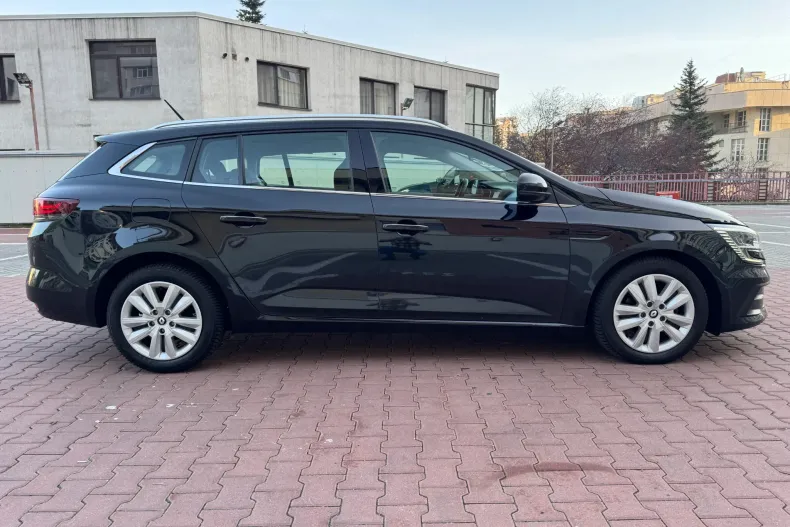 Renault Megane din 2022 cu 129.900 km - oferta REN147934 - foto 9