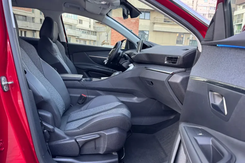 Peugeot 3008 din 2020 cu 103.500 km - oferta PEU147935 - foto 20