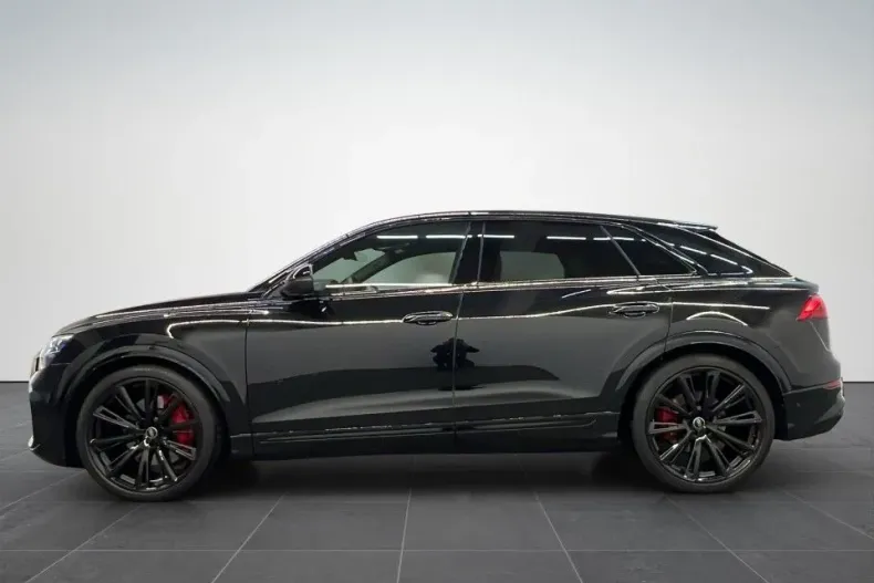 Audi SQ8 din 2024 cu 9.765 km - oferta AUD147938 - foto 4