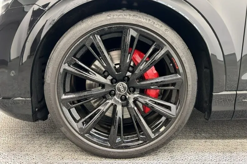 Audi SQ8 din 2024 cu 9.765 km - oferta AUD147938 - foto 9