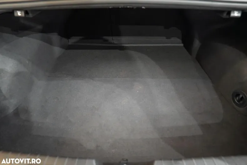 Hyundai IONIQ din 2023 cu 32.800 km - oferta HYU147947 - foto 11