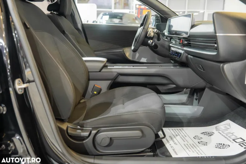 Hyundai IONIQ din 2023 cu 32.800 km - oferta HYU147947 - foto 13