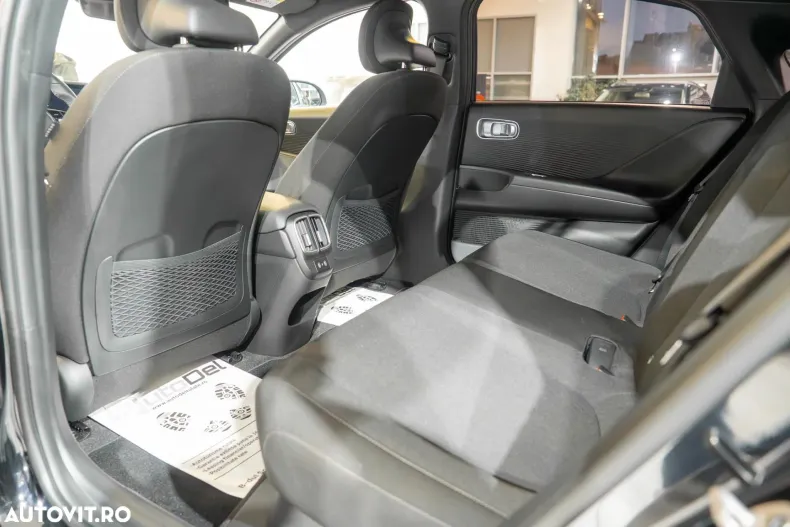 Hyundai IONIQ din 2023 cu 32.800 km - oferta HYU147947 - foto 21