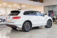 Volkswagen Touareg din 2021 cu 93.733 km - oferta VOL147950 - foto 12