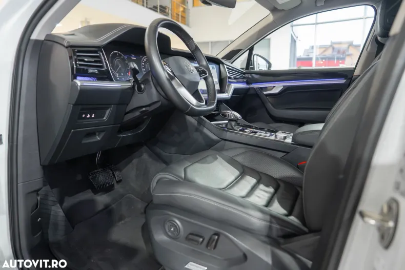 Volkswagen Touareg din 2021 cu 93.733 km - oferta VOL147950 - foto 16