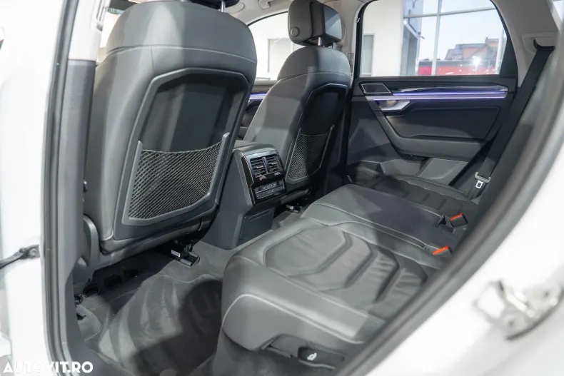 Volkswagen Touareg din 2021 cu 93.733 km - oferta VOL147950 - foto 22