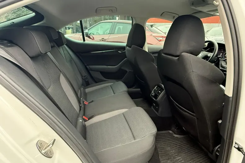 Skoda Octavia din 2022 cu 46.210 km - oferta SKO147953 - foto 29