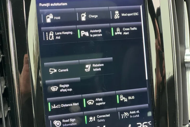 Volvo XC60 din 2020 cu 71.000 km - oferta VOL147955 - foto 23