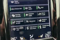 Volvo XC60 din 2020 cu 71.000 km - oferta VOL147955 - foto 24