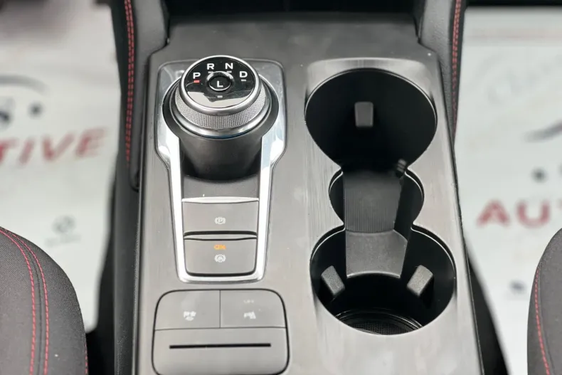 Ford Kuga din 2022 cu 49.981 km - oferta FOR147956 - foto 14