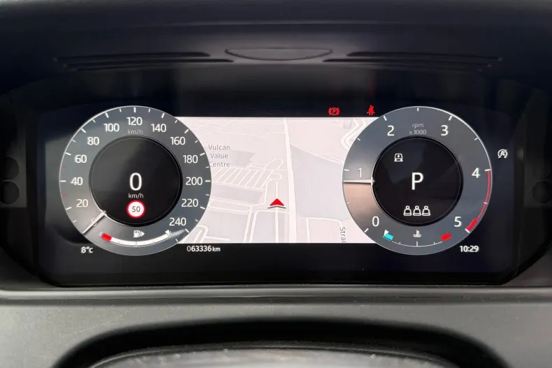 Land Rover Range Rover Velar din 2024 cu 63.336 km - oferta LAN147957 - foto 4