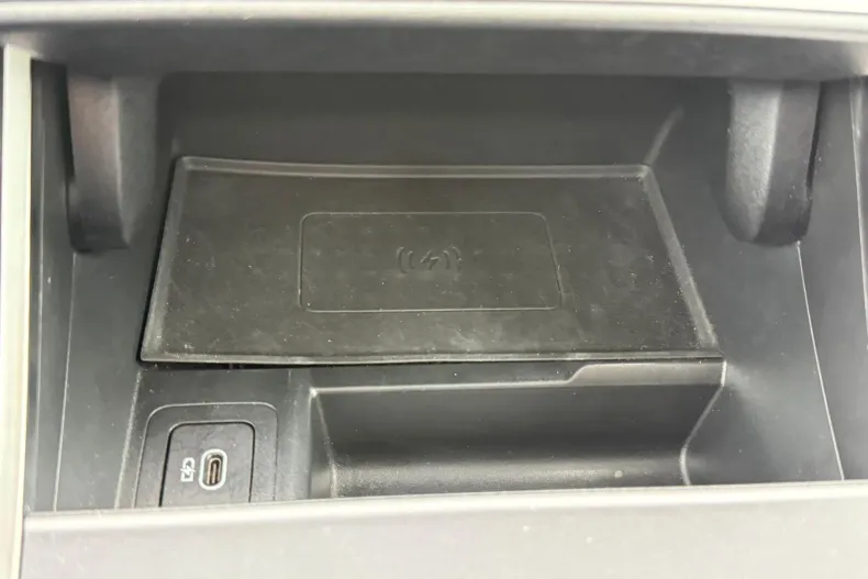 Land Rover Range Rover Velar din 2024 cu 63.336 km - oferta LAN147957 - foto 20