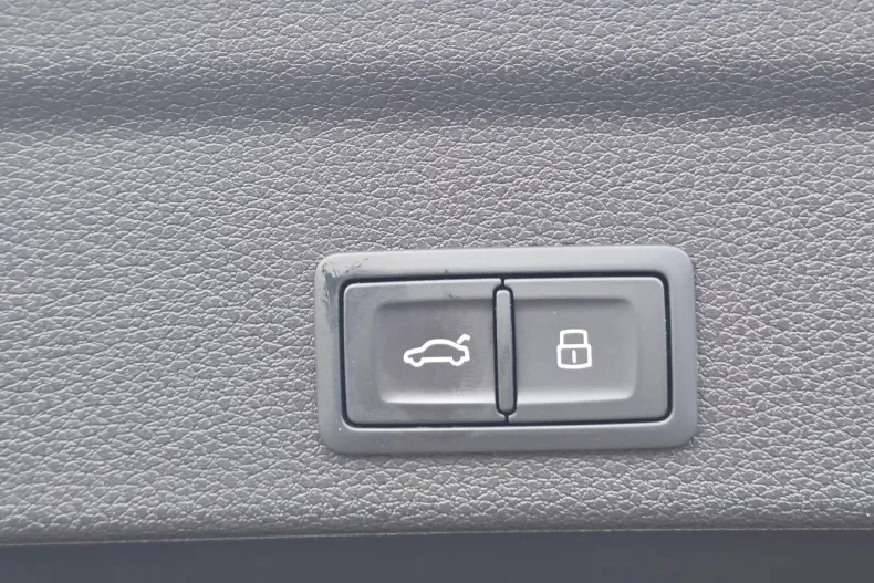 Audi Q3 din 2024 cu 26.393 km - oferta AUD147959 - foto 31