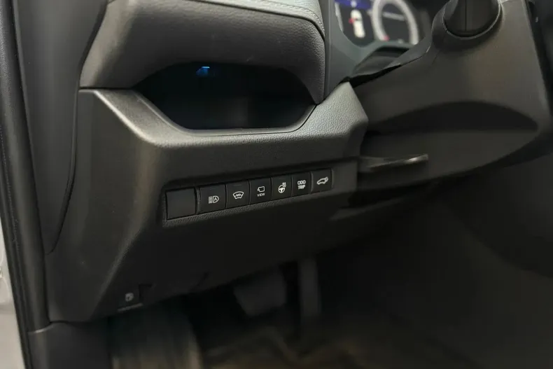 Toyota RAV4 din 2023 cu 31.000 km - oferta TOY147962 - foto 4