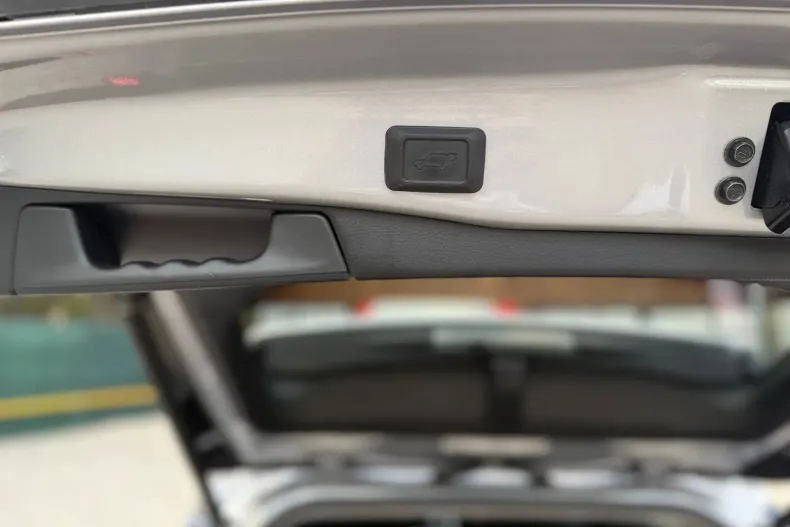 Toyota RAV4 din 2023 cu 31.000 km - oferta TOY147962 - foto 22