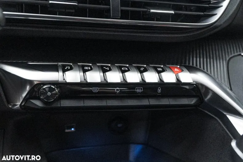 Peugeot 3008 din 2021 cu 173.000 km - oferta PEU147971 - foto 11