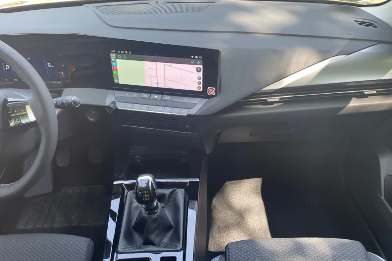 Opel Astra din 2024 cu 11.000 km - oferta OPE147987 - foto 14