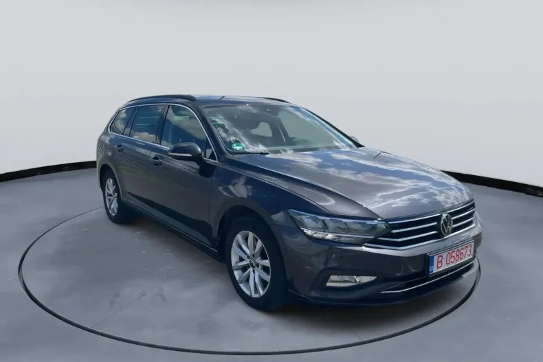 Volkswagen Passat din 2023 cu 86.000 km - oferta VOL147989 - foto 2
