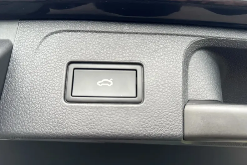 Volkswagen Passat din 2022 cu 121.120 km - oferta VOL147991 - foto 14