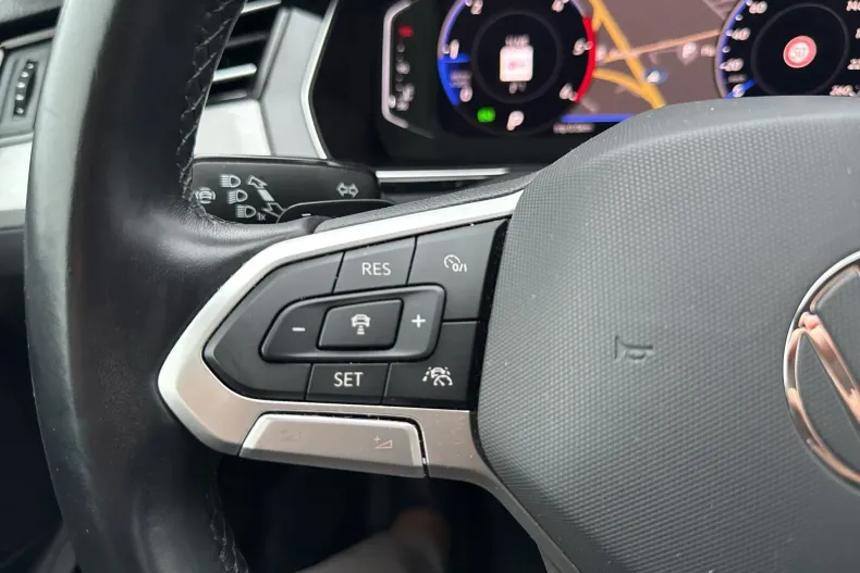 Volkswagen Passat din 2022 cu 121.120 km - oferta VOL147991 - foto 19