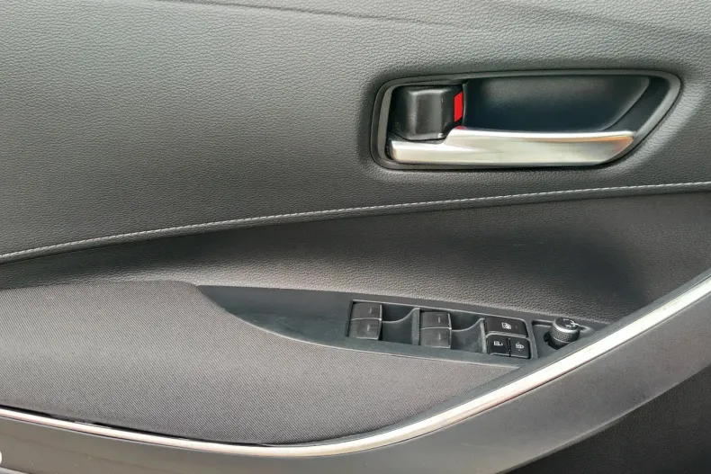 Toyota Corolla din 2021 cu 113.000 km - oferta TOY147992 - foto 12