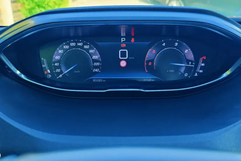 Peugeot 3008 din 2022 cu 80.000 km - oferta PEU147995 - foto 7