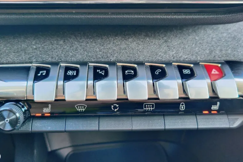 Peugeot 3008 din 2022 cu 80.000 km - oferta PEU147995 - foto 16