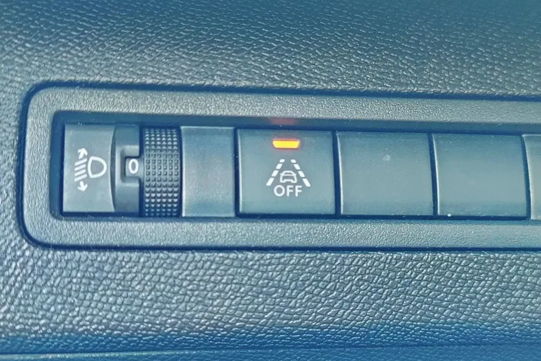 Peugeot 3008 din 2022 cu 80.000 km - oferta PEU147995 - foto 27