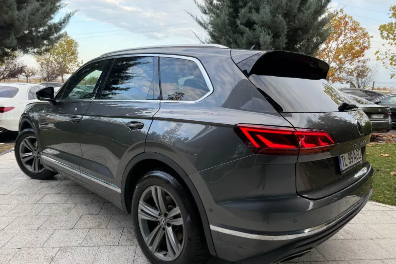 Volkswagen Touareg din 2021 cu 168.500 km - oferta VOL147998 - foto 6