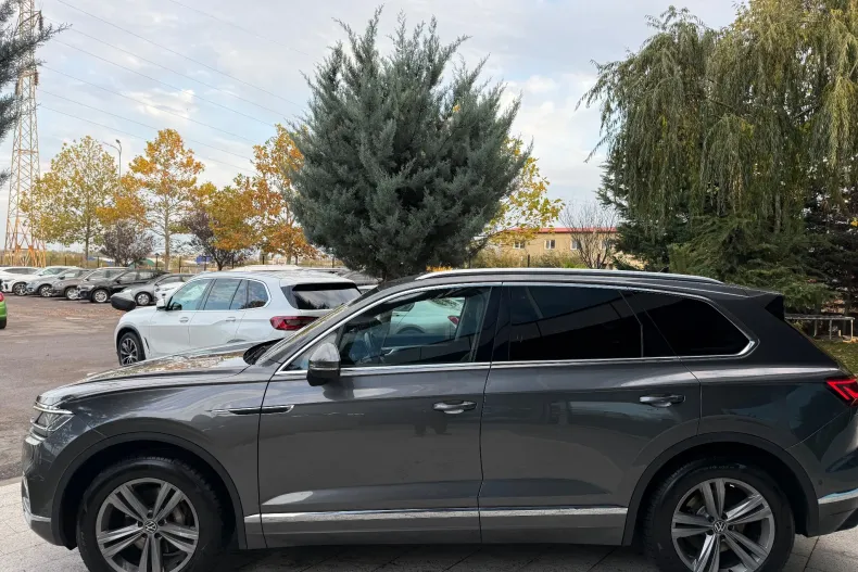 Volkswagen Touareg din 2021 cu 168.500 km - oferta VOL147998 - foto 11