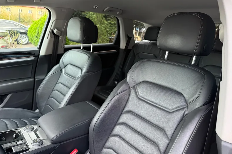 Volkswagen Touareg din 2021 cu 168.500 km - oferta VOL147998 - foto 16