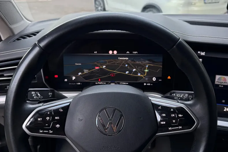 Volkswagen Touareg din 2021 cu 168.500 km - oferta VOL147998 - foto 32