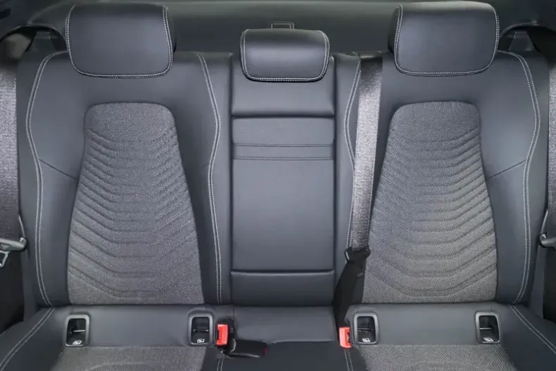 Mercedes-Benz CLA din 2025 cu 5.200 km - oferta MER148004 - foto 7