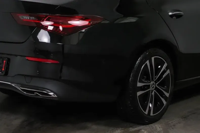 Mercedes-Benz CLA din 2025 cu 5.200 km - oferta MER148004 - foto 9