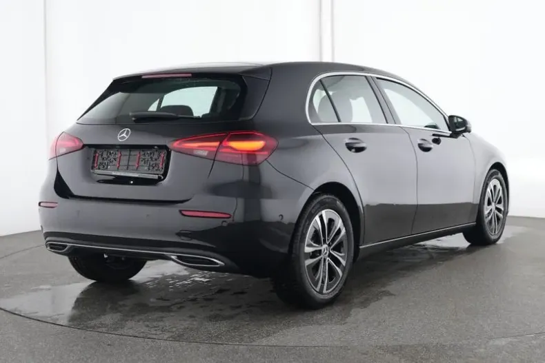 Mercedes-Benz A din 2025 cu 4.363 km - oferta MER148006 - foto 2