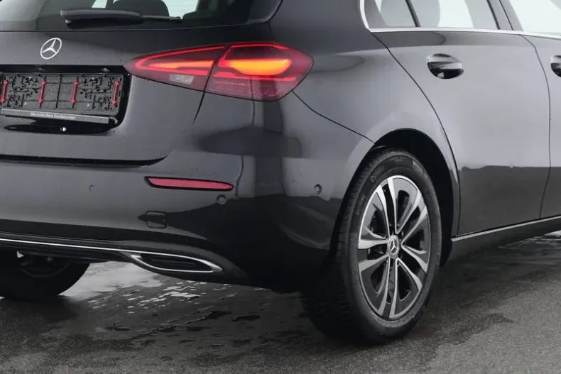 Mercedes-Benz A din 2025 cu 4.363 km - oferta MER148006 - foto 8