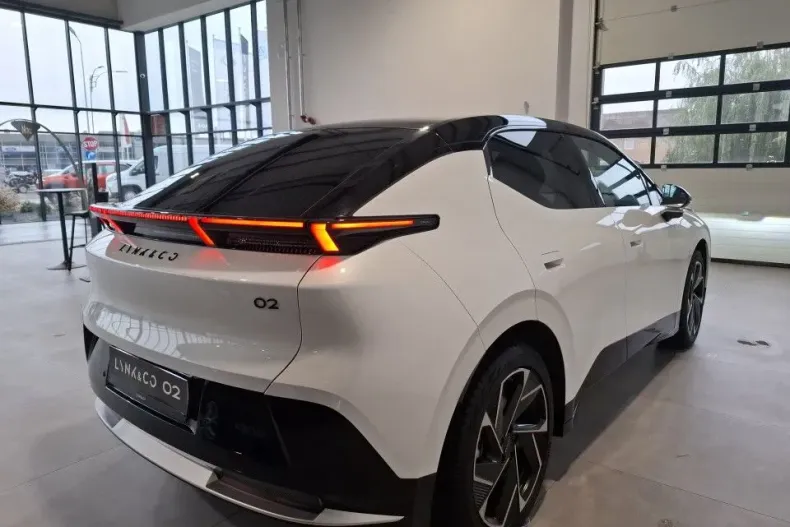 Lynk&Co 02 din 2025 cu 20 km - oferta LYN148010 - foto 5