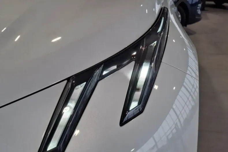 Lynk&Co 02 din 2025 cu 20 km - oferta LYN148010 - foto 9