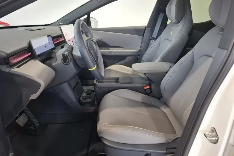 Lynk&Co 02 din 2025 cu 20 km - oferta LYN148010 - foto 12