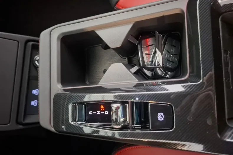 KG Mobility Actyon din 2025 cu 10 km - oferta KGM148011 - foto 18