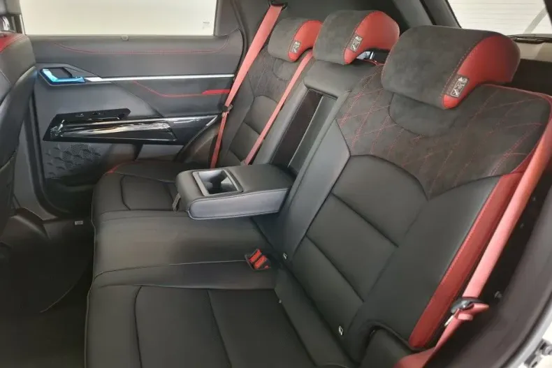 KG Mobility Actyon din 2025 cu 10 km - oferta KGM148011 - foto 33