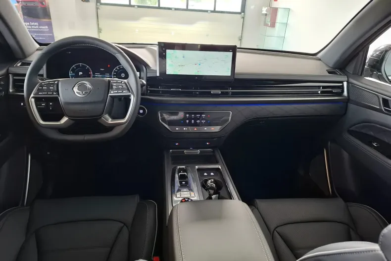 KG Mobility Rexton din 2025 cu 10 km - oferta KGM148012 - foto 3