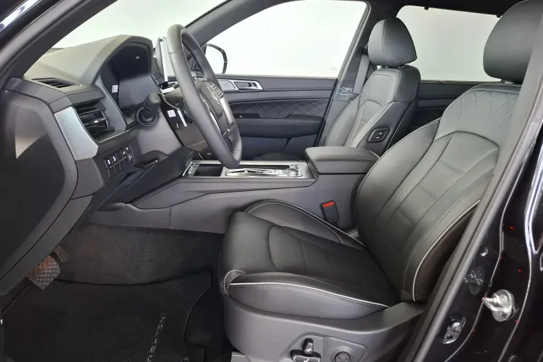 KG Mobility Rexton din 2025 cu 10 km - oferta KGM148012 - foto 40