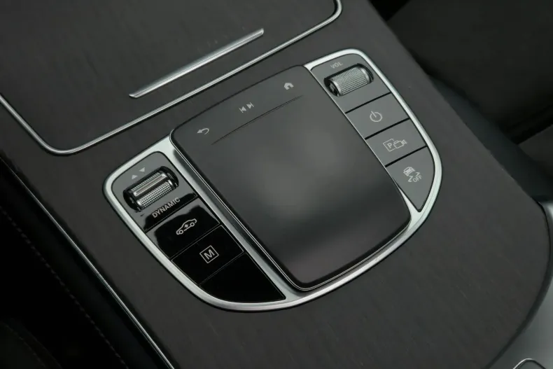 Mercedes-Benz GLC din 2020 cu 157.800 km - oferta MER148017 - foto 32