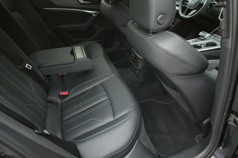 Audi A6 din 2022 cu 101.800 km - oferta AUD148018 - foto 36