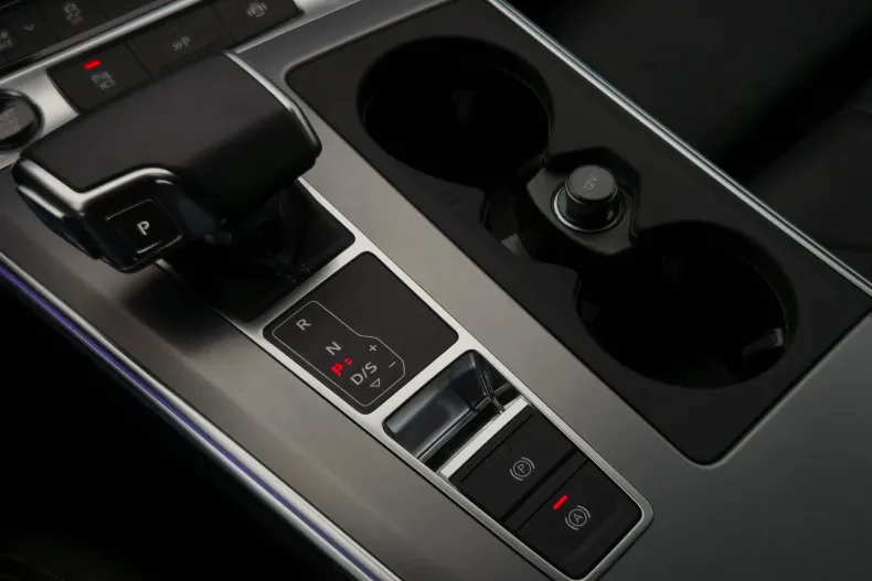 Audi A6 din 2022 cu 101.800 km - oferta AUD148018 - foto 38