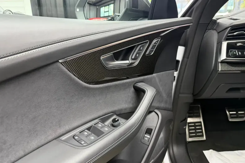 Audi SQ8 din 2023 cu 33.368 km - oferta AUD148027 - foto 26