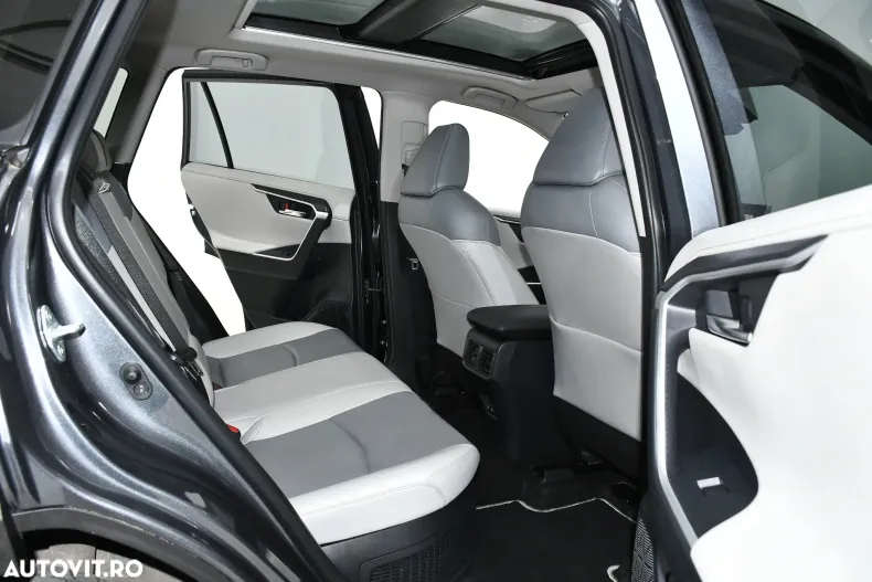Toyota RAV4 din 2020 cu 148.000 km - oferta TOY148031 - foto 6